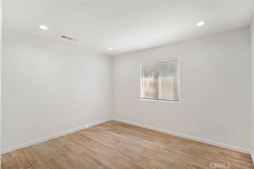 1028 Jeffrey Property Photo 12