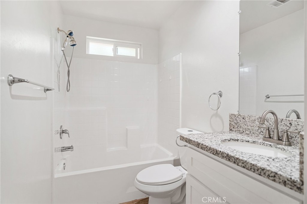1028 Jeffrey Property Photo 15