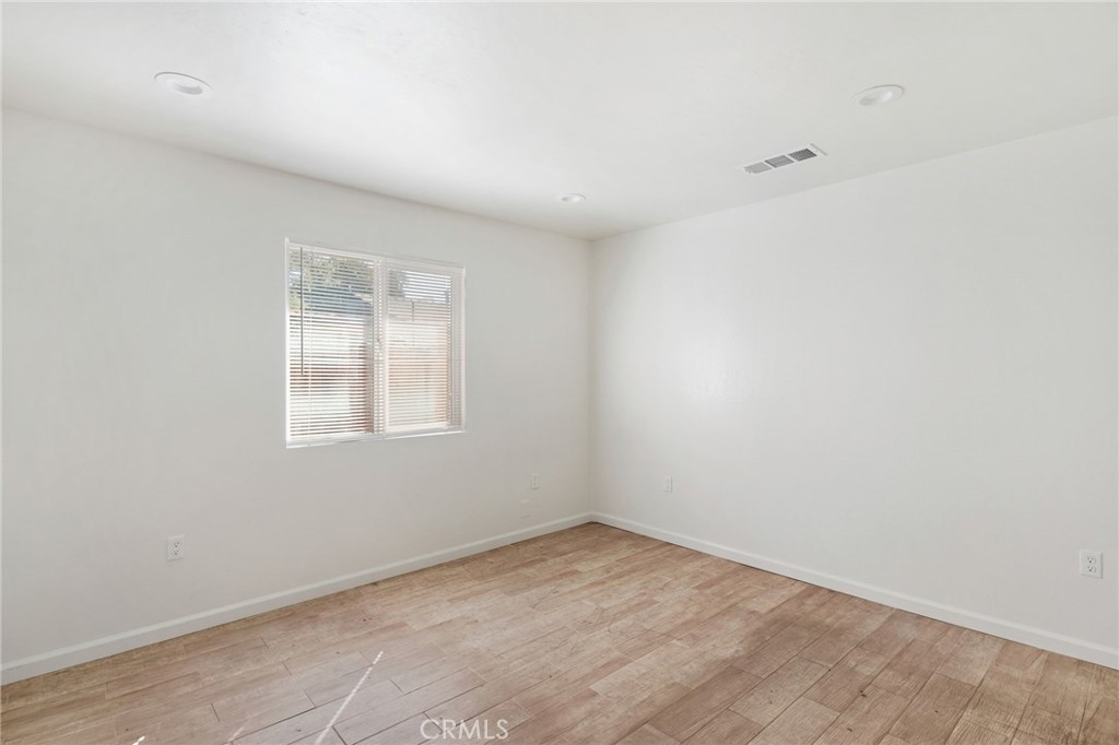 1028 Jeffrey Property Photo 33