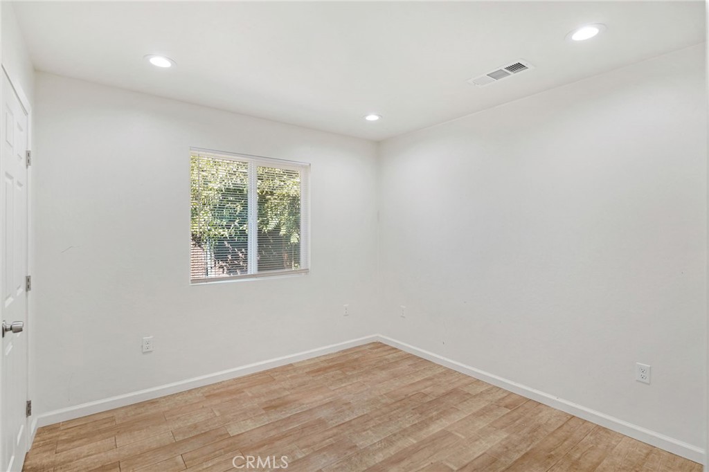 1028 Jeffrey Property Photo 39