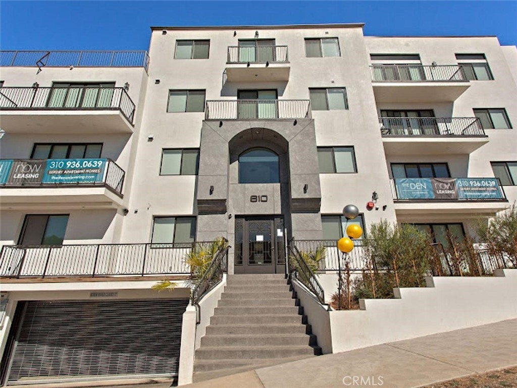 610 Levering Avenue 203 Property Photo 12