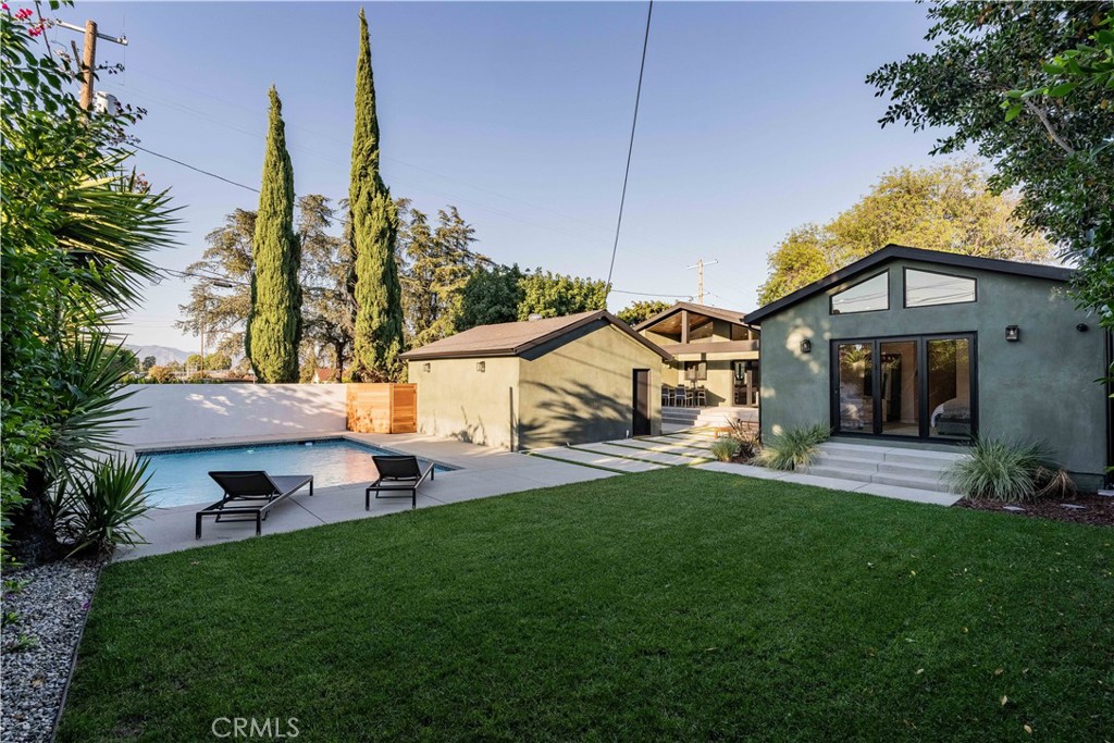 5525 Wortser Avenue Property Photo 40