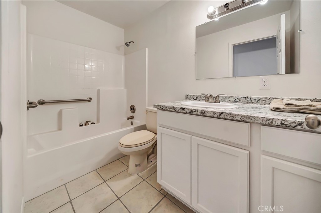 5023 Smoke Tree Property Photo 21