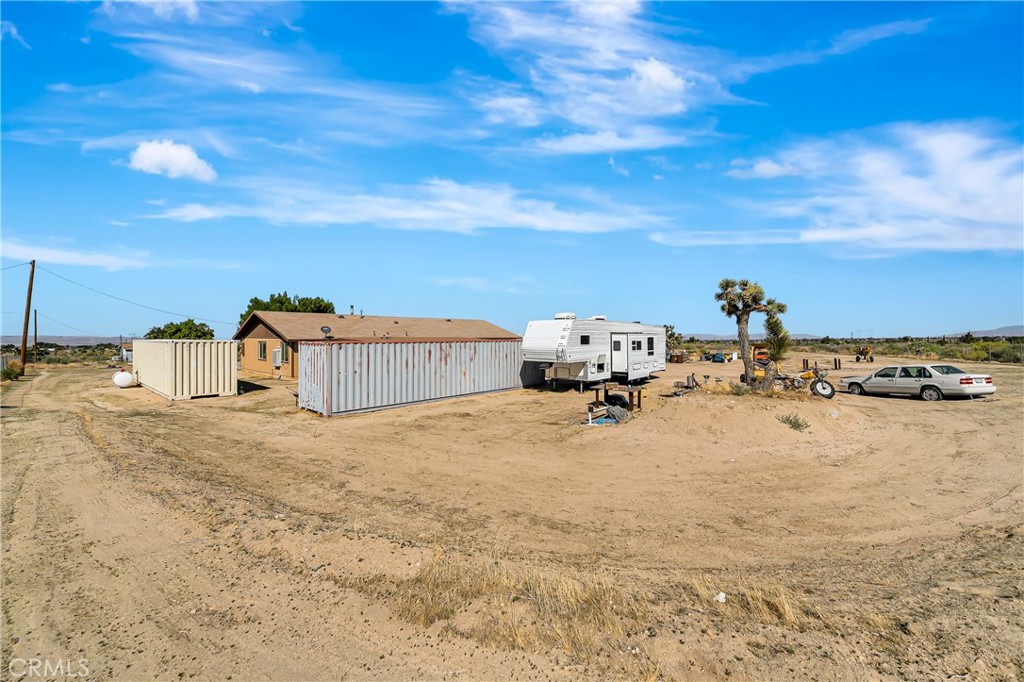 5023 Smoke Tree Property Photo 41