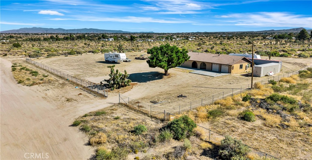 5023 Smoke Tree Property Photo 54
