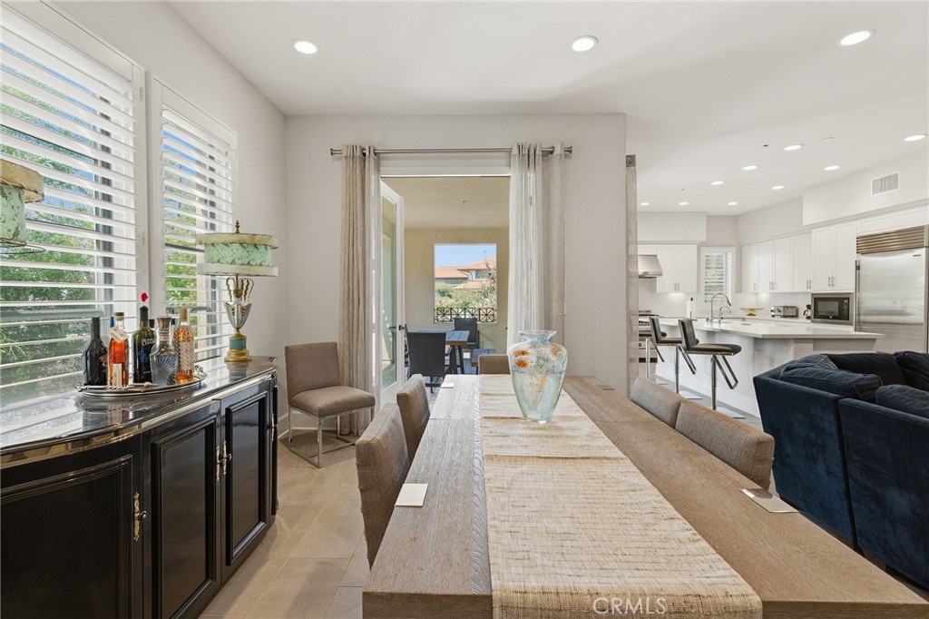 23500 Park Sorrento H22 Property Photo 11