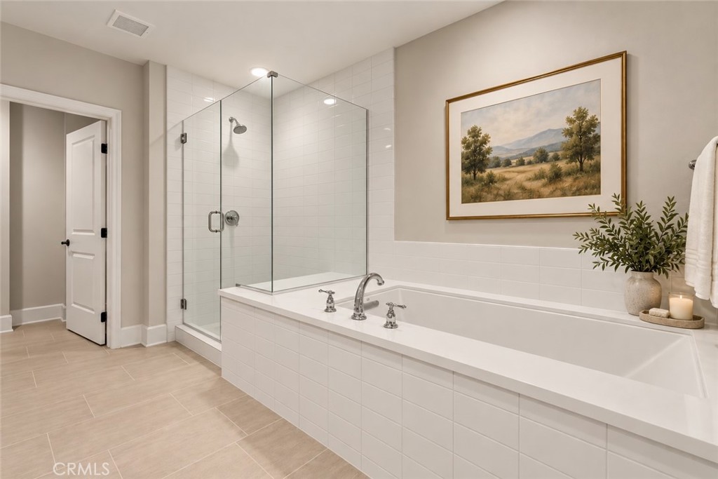 23500 Park Sorrento H22 Property Photo 25