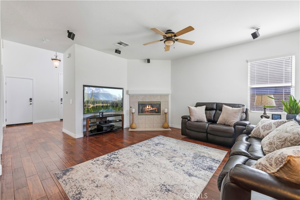 28473 Connick Place Property Photo 5
