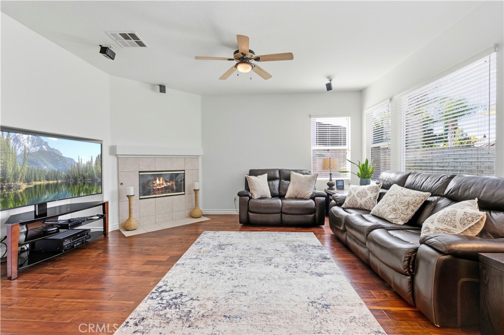 28473 Connick Place Property Photo 6
