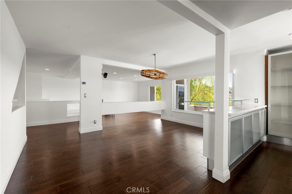 5283 Calatrana Property Photo 17