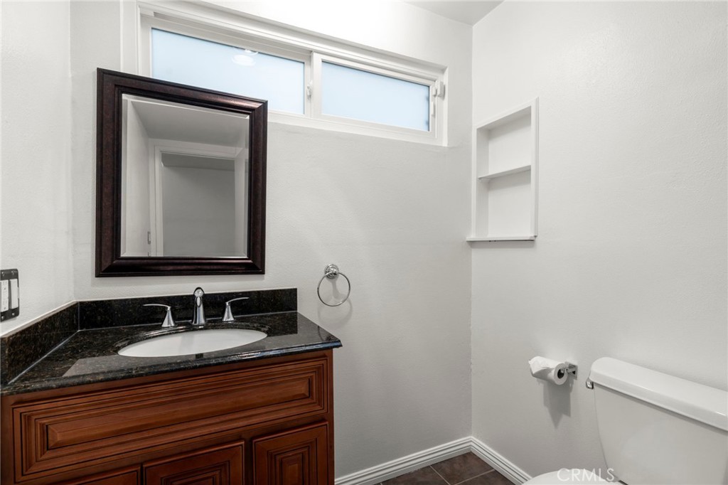 5283 Calatrana Property Photo 18