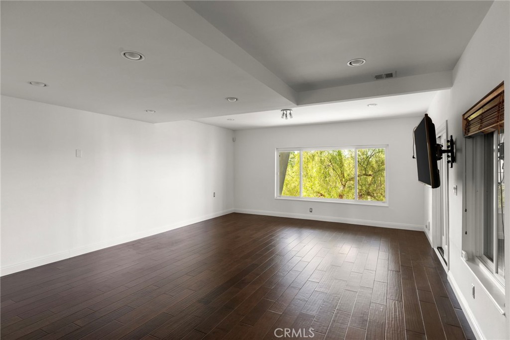 5283 Calatrana Property Photo 34