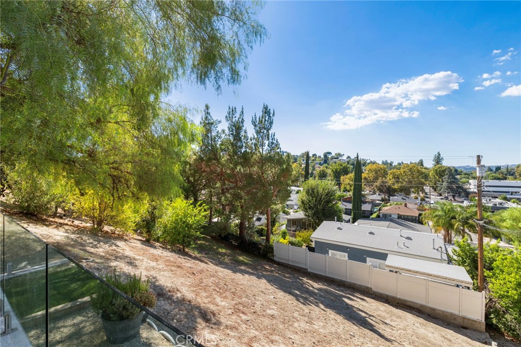 5283 Calatrana Property Photo 45