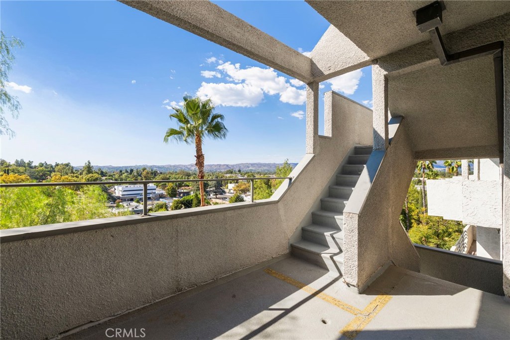 5283 Calatrana Property Photo 49