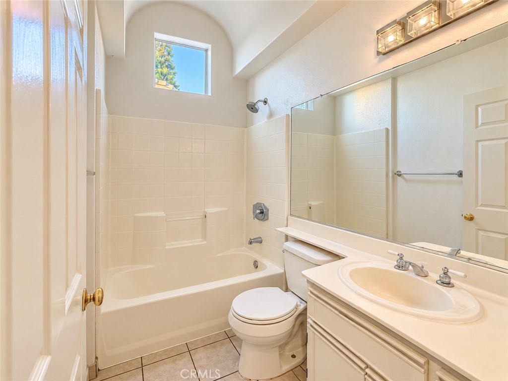 15756 Devonshire Street Property Photo 14