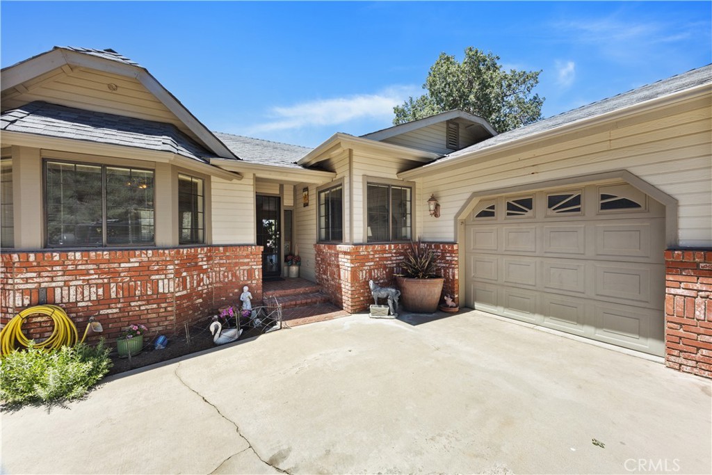29640 S Lower Valley Property Photo 3