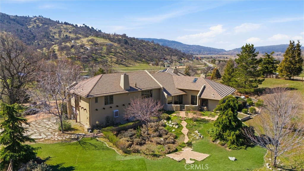 28221 Cumberland Property Photo 9