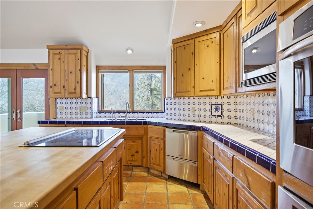 28221 Cumberland Property Photo 39