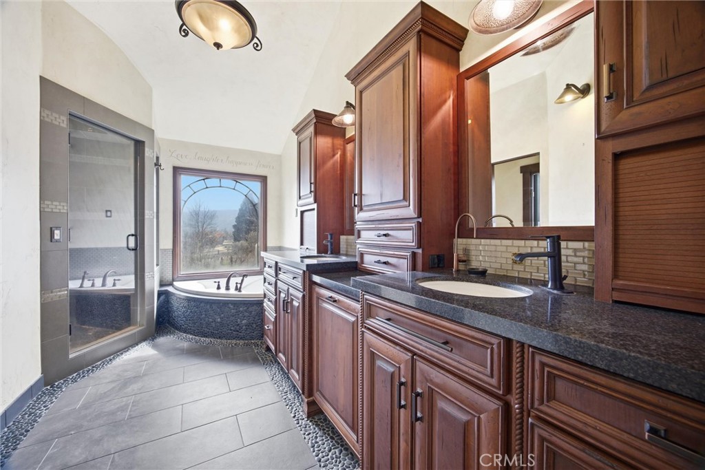28221 Cumberland Property Photo 47