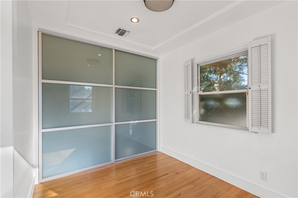 4418 Ethel Avenue Property Photo 14