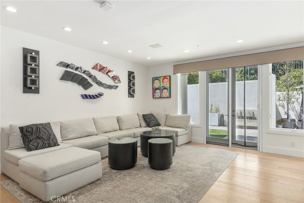 11805 Henley Lane Property Photo 6