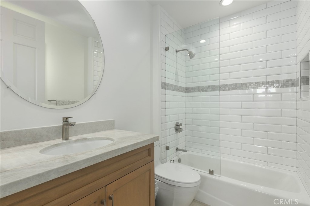 11805 Henley Lane Property Photo 15