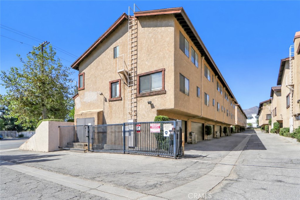 14201 Foothill Boulevard 17 Property Photo 3