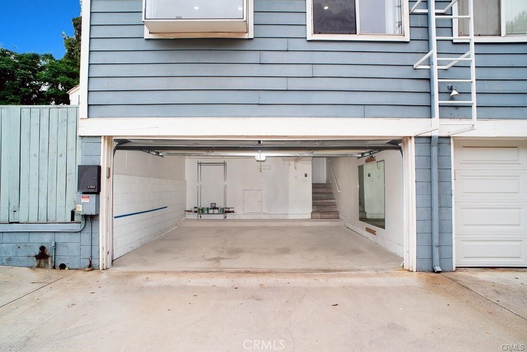 10350 Topanga Canyon Boulevard Property Photo 7