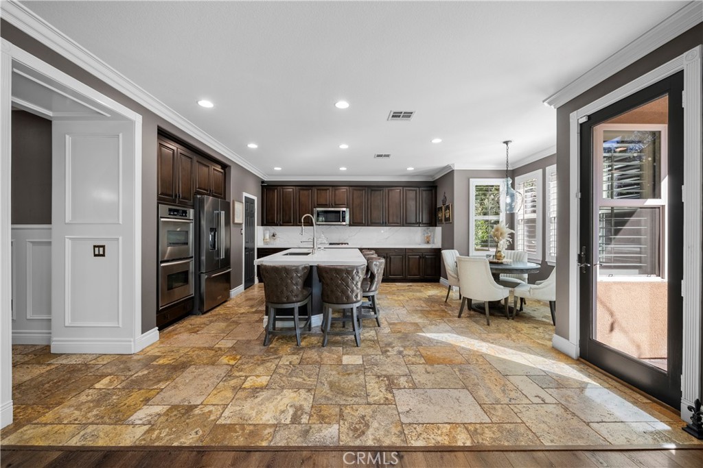 25638 Elmwood Lane Property Photo 12