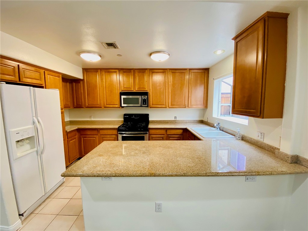 8844 Darby Property Photo 9