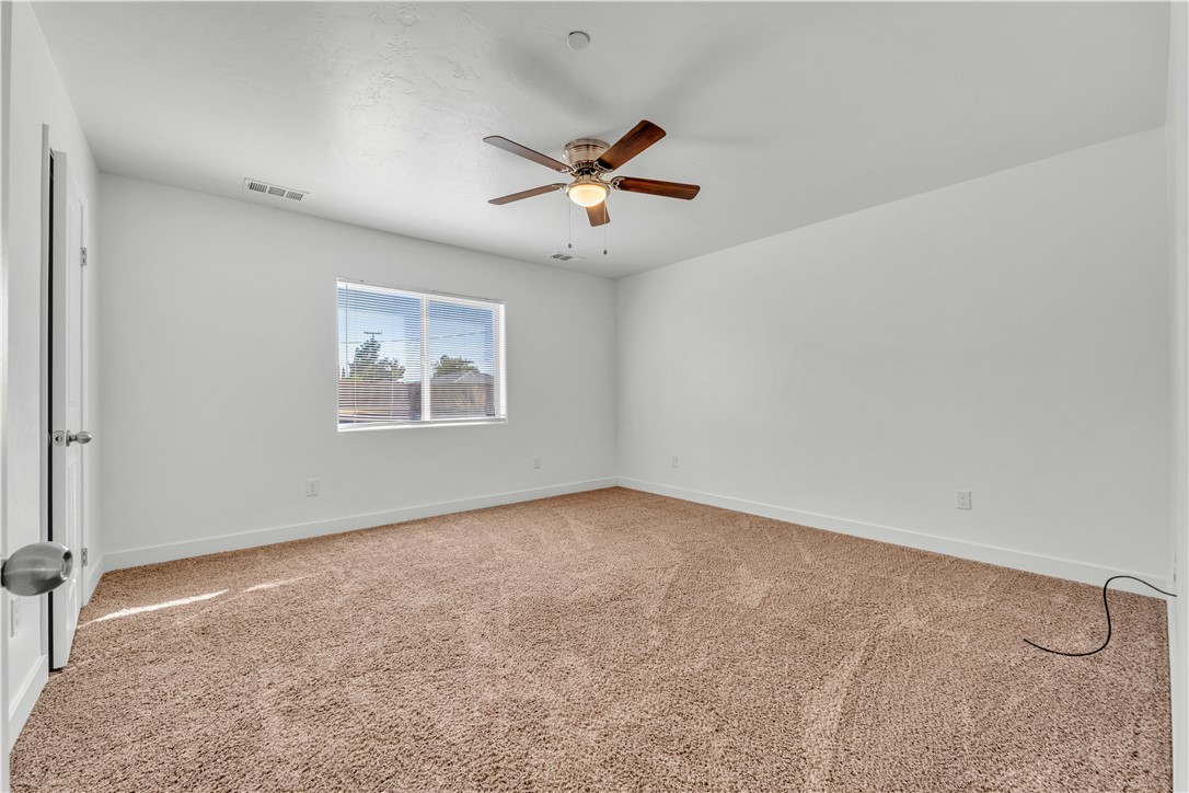 10016 Mendiburu Property Photo 16