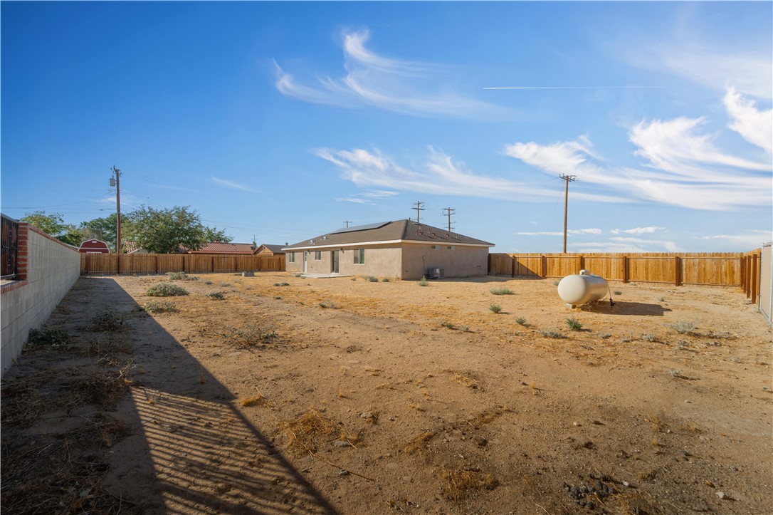 10016 Mendiburu Property Photo 25