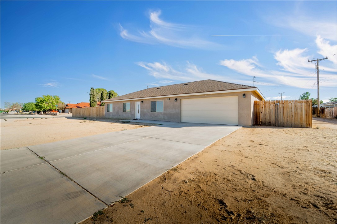 10016 Mendiburu Property Photo 26