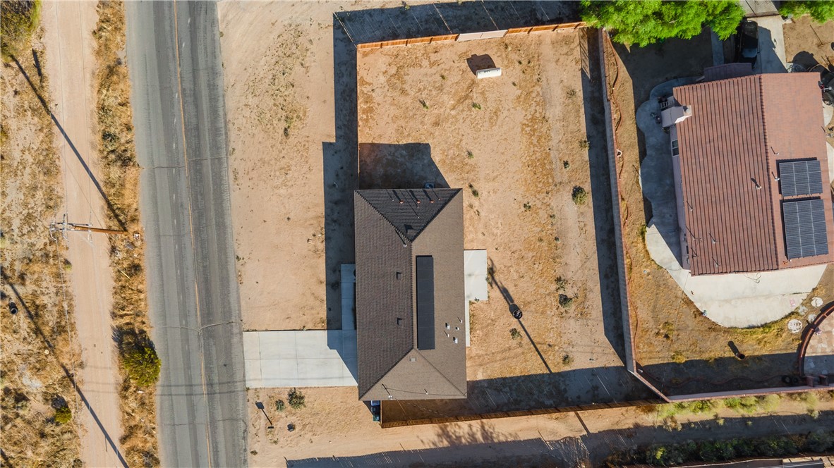 10016 Mendiburu Property Photo 31