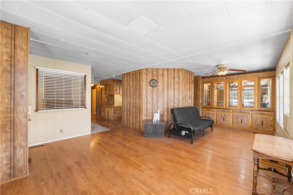 2550 E Avenue I 15 Property Photo 4