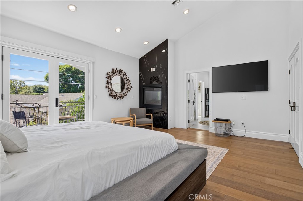 13964 Morrison Street Property Photo 18