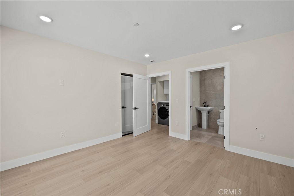 16360 Parthenia Property Photo 43