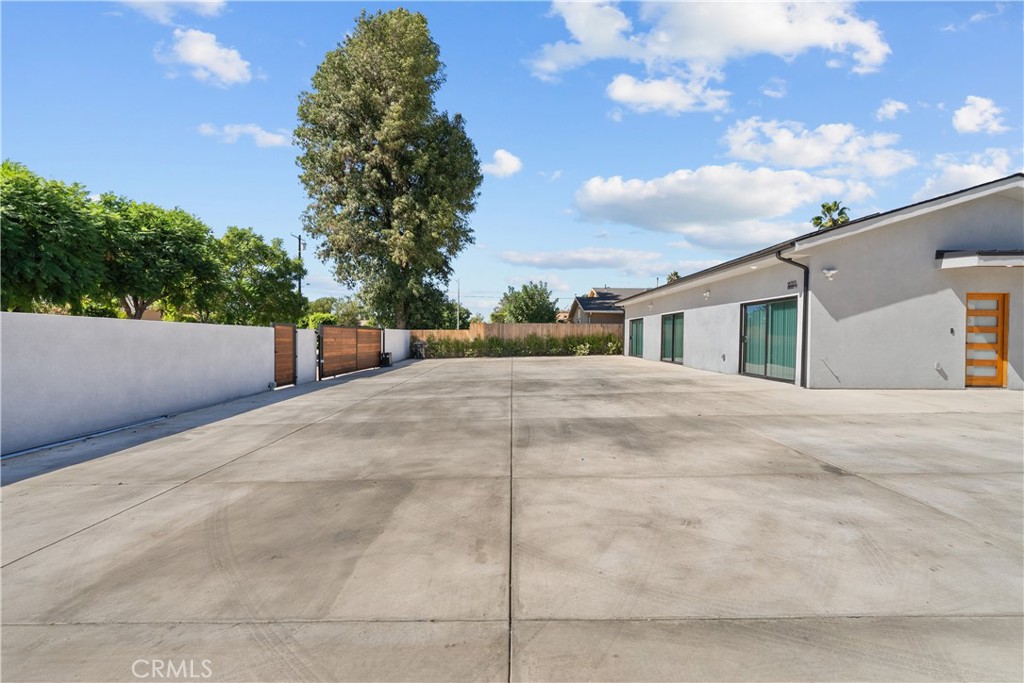 16360 Parthenia Property Photo 49