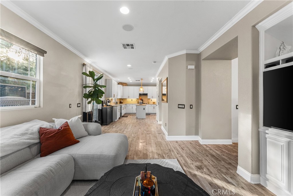 2450 Delicious Property Photo 15