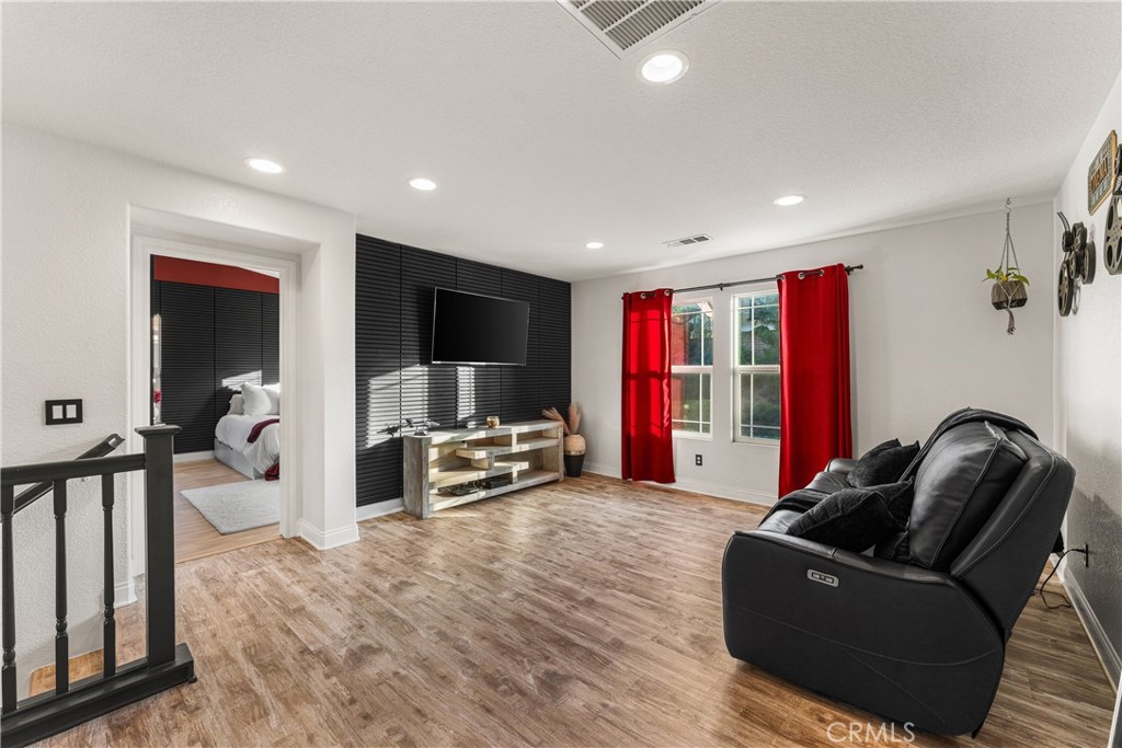 2450 Delicious Property Photo 25