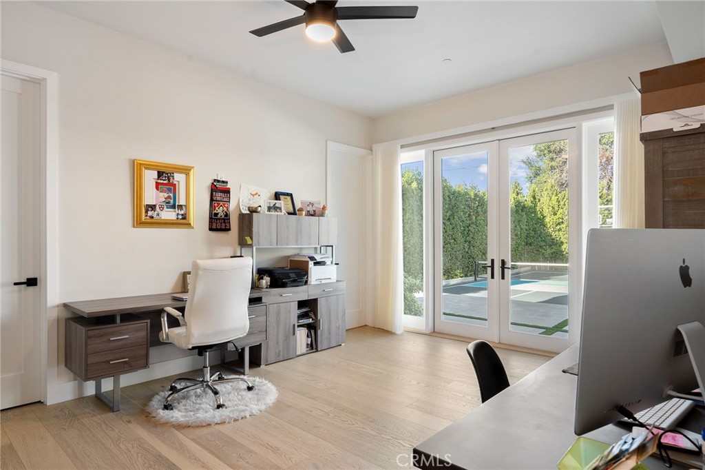 15547 Valley Vista Boulevard Property Photo 26