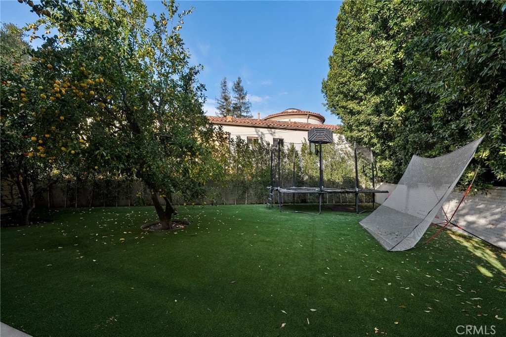 15547 Valley Vista Boulevard Property Photo 30