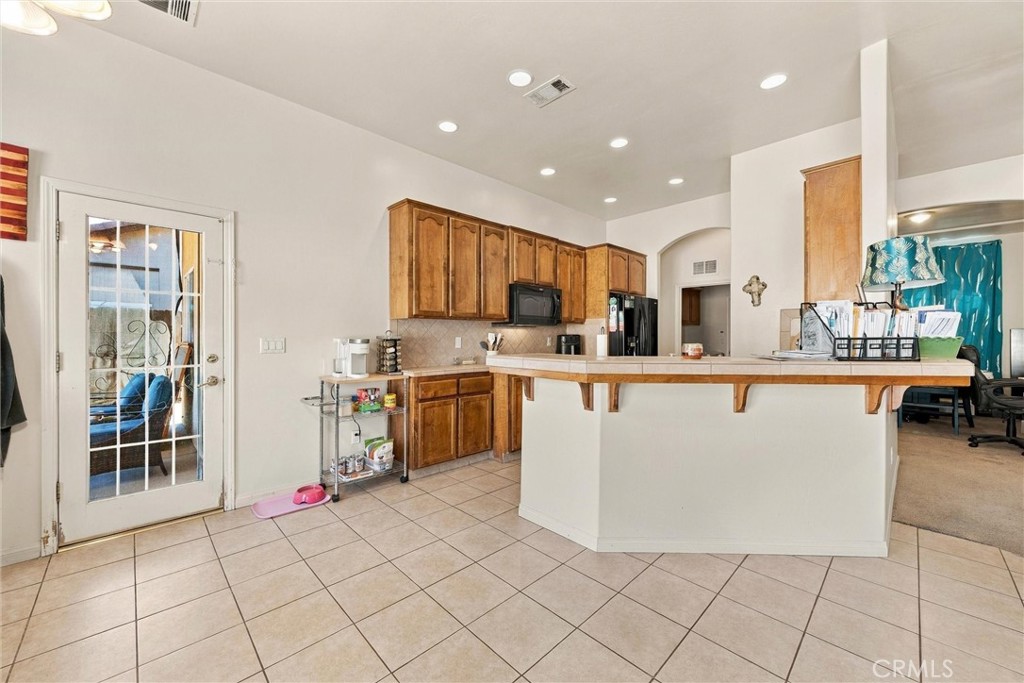 654 Mountain Mist Court Property Photo 7