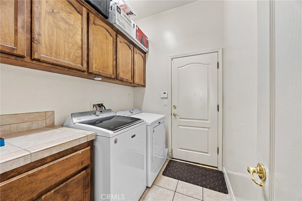 654 Mountain Mist Court Property Photo 18