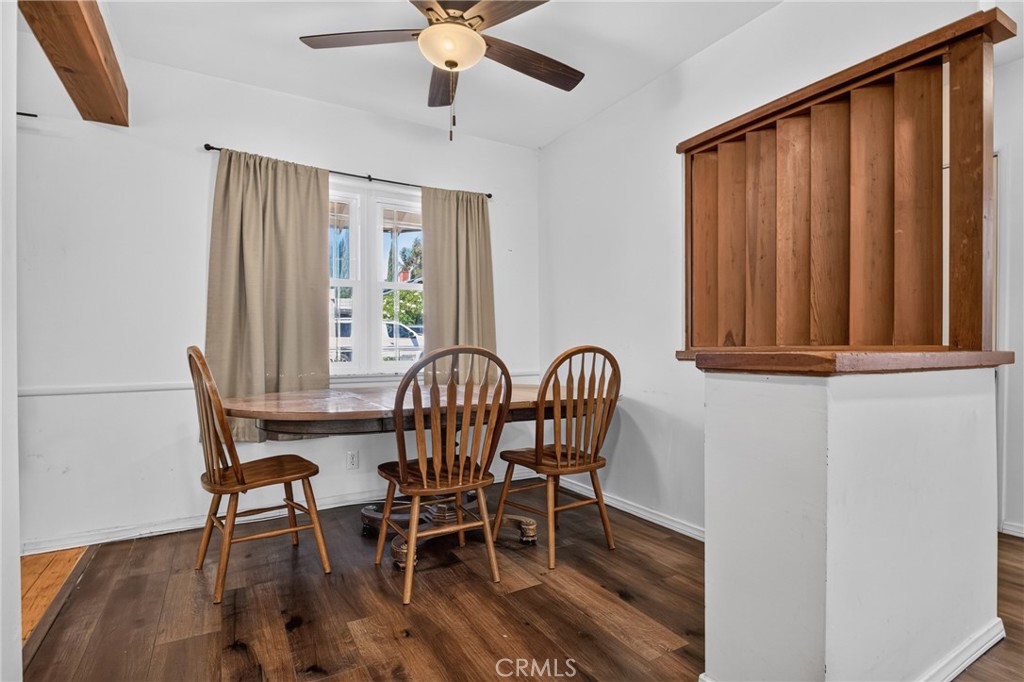 10572 Shoshone Avenue Property Photo 15