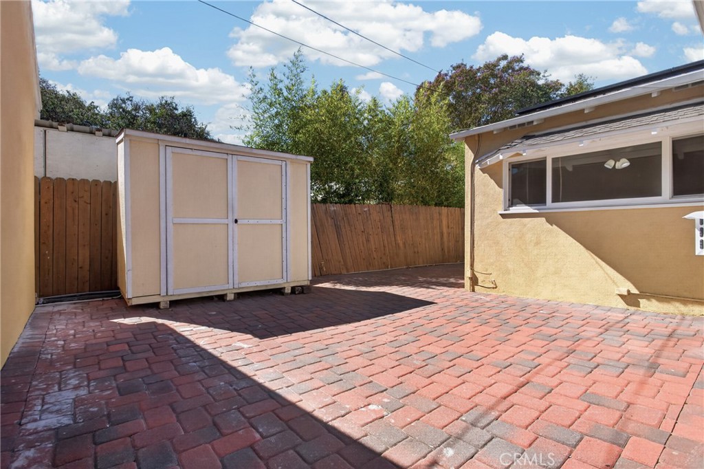 10572 Shoshone Avenue Property Photo 25