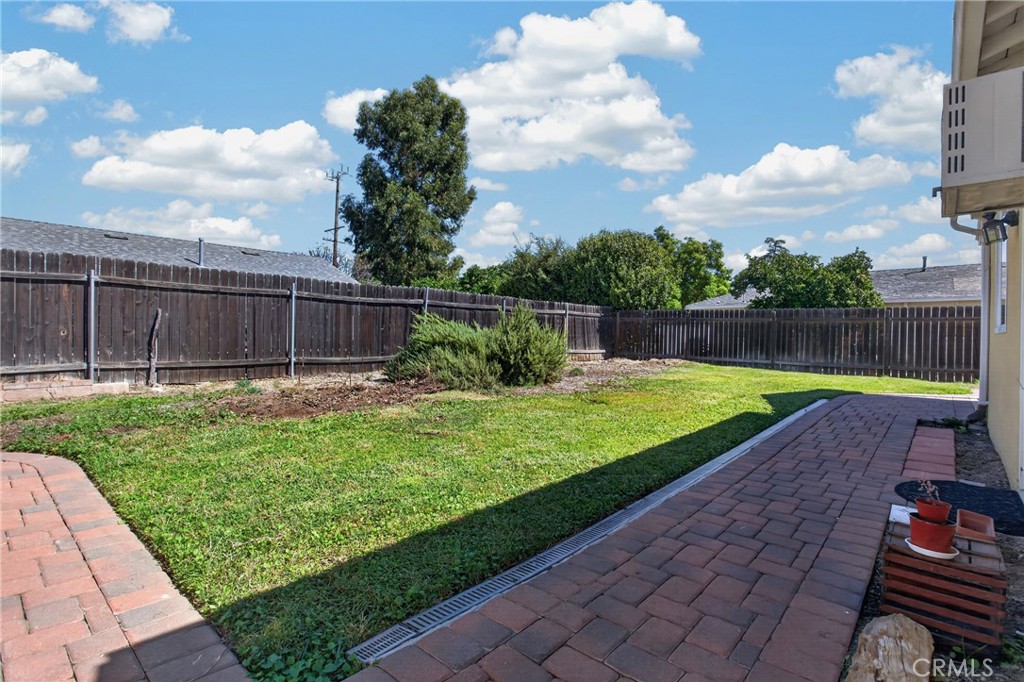 10572 Shoshone Avenue Property Photo 28