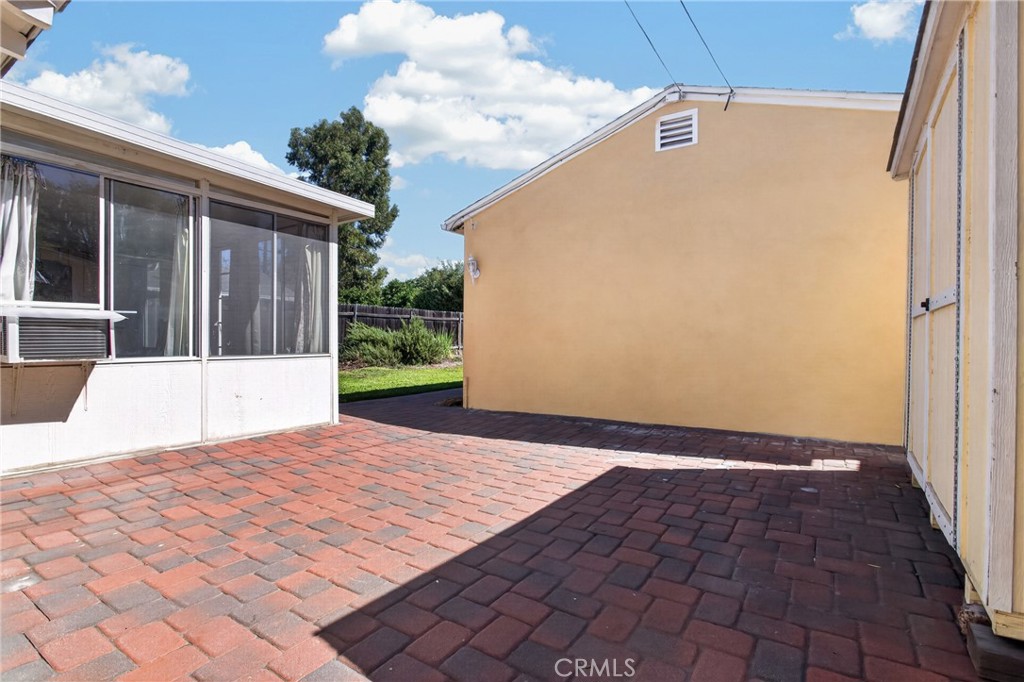 10572 Shoshone Avenue Property Photo 29