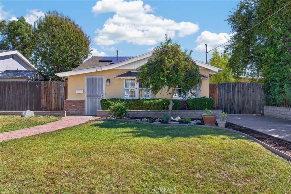10572 Shoshone Avenue Property Photo 36