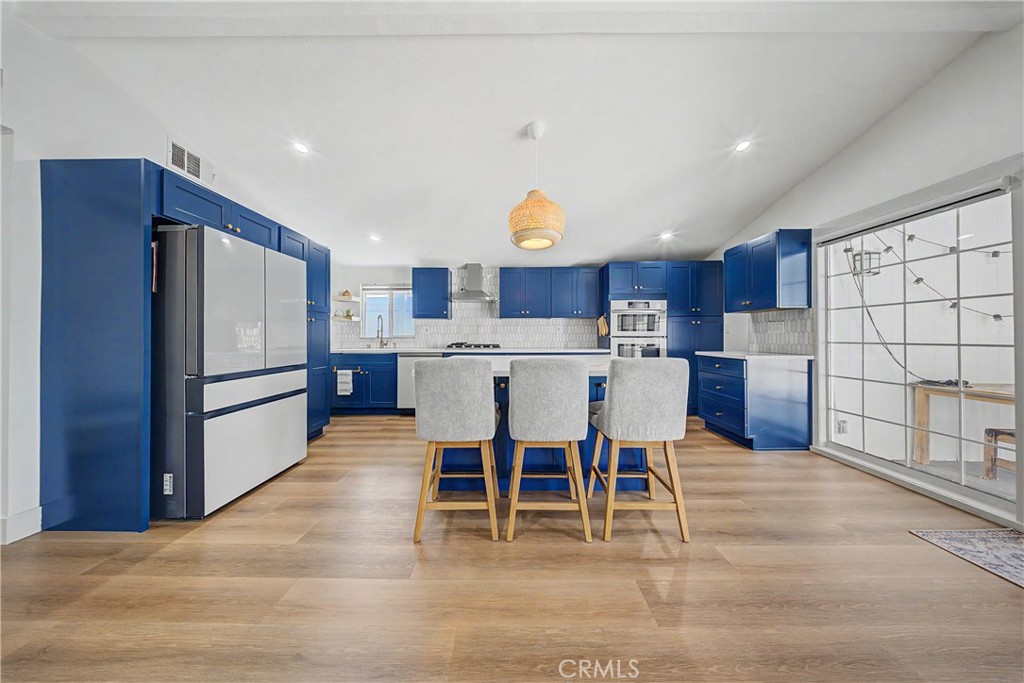 10989 Mascarell Avenue Property Photo 2